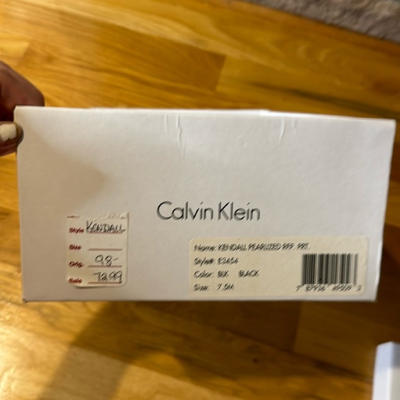 NIB Calvin Klein Heels - Picture 10 of 10